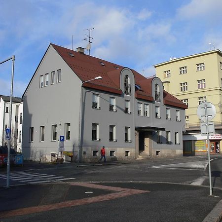 Hotel Na Baste Jablonec nad Nisou Ngoại thất bức ảnh