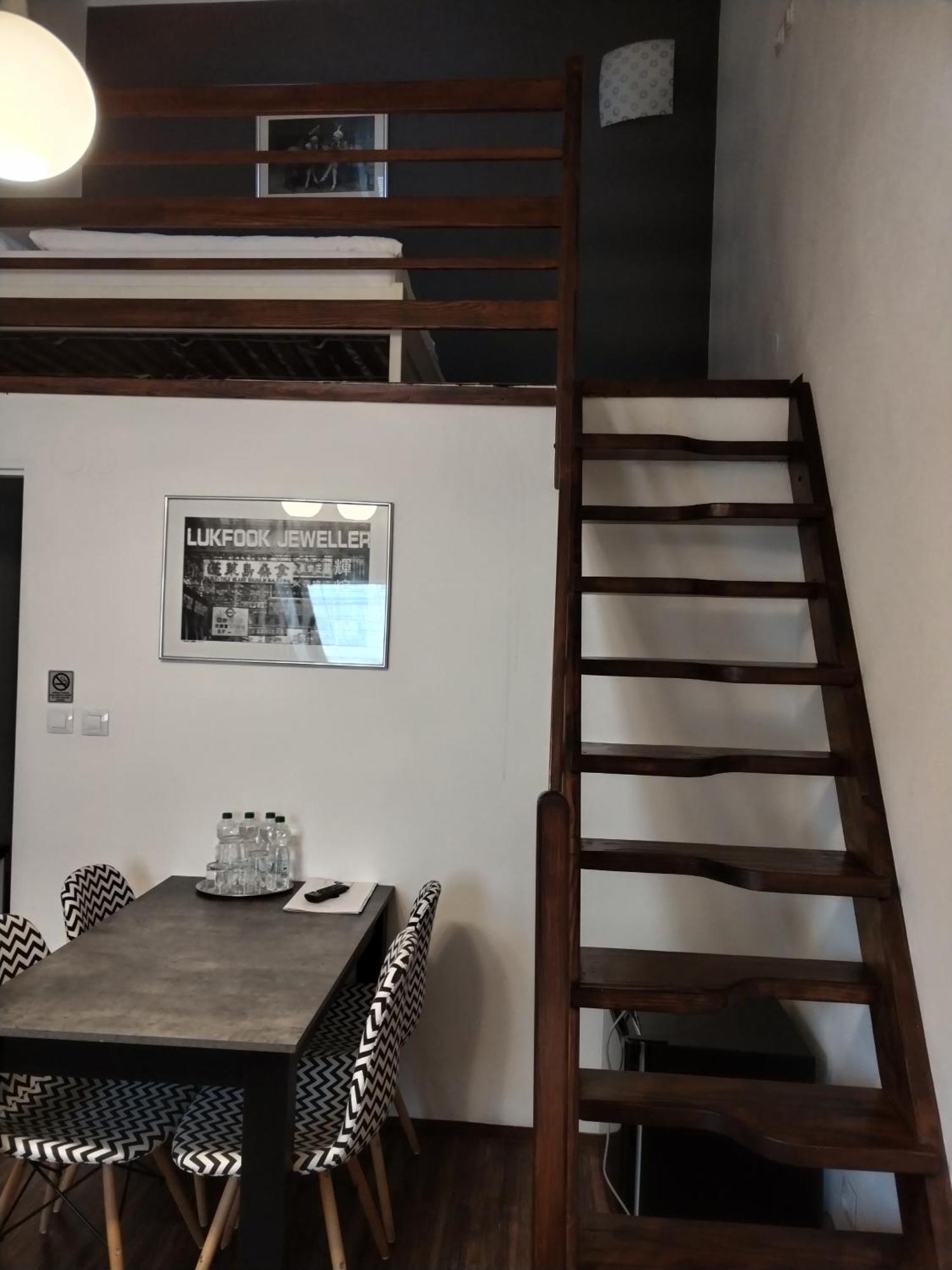 Hotel Na Baste Jablonec nad Nisou Ngoại thất bức ảnh