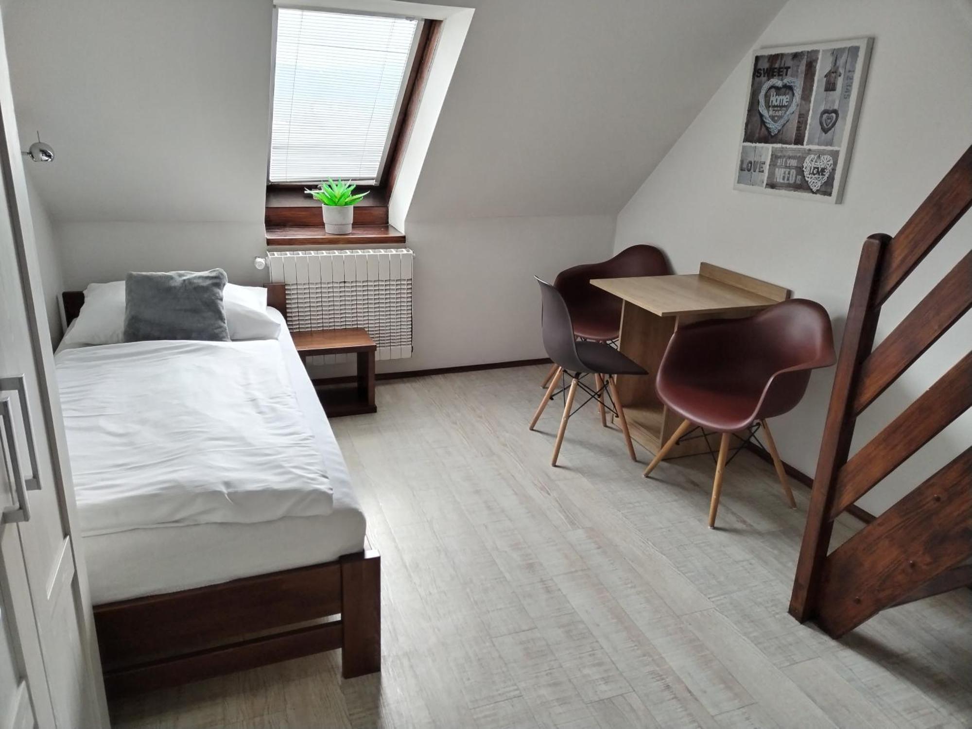 Hotel Na Baste Jablonec nad Nisou Ngoại thất bức ảnh