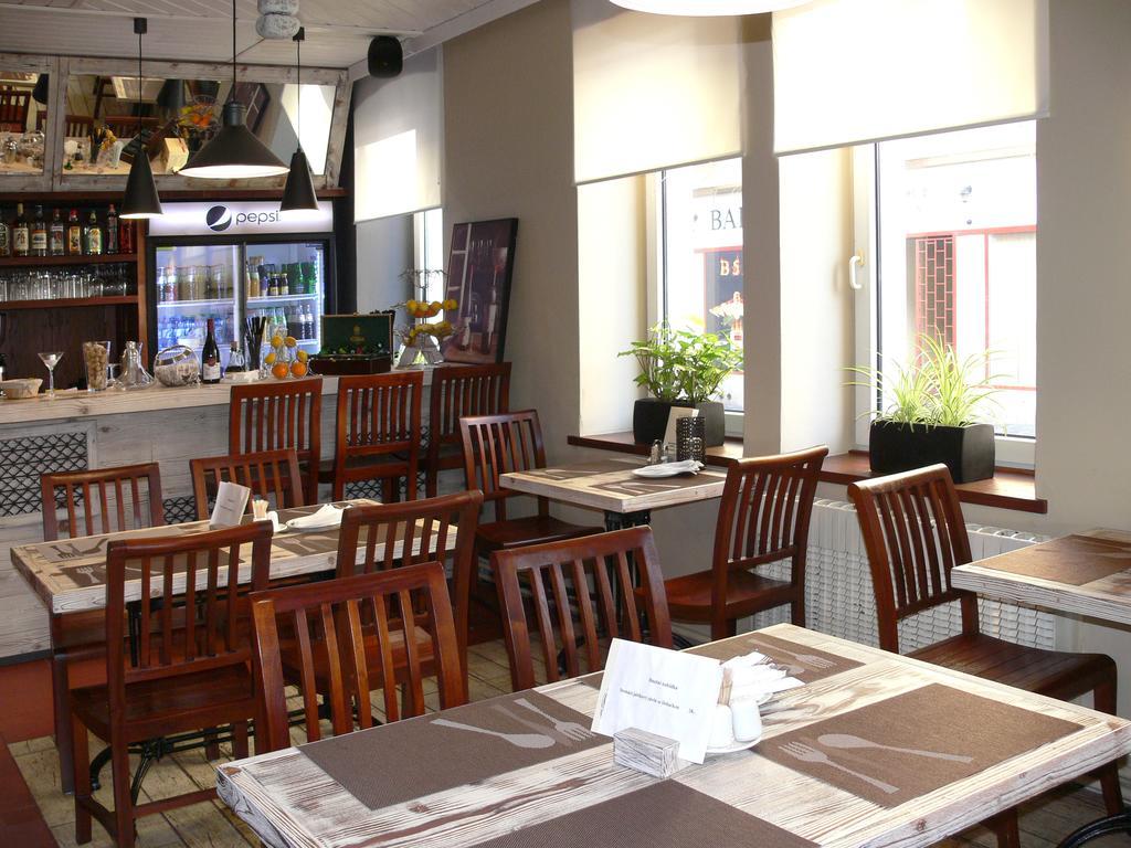 Hotel Na Baste Jablonec nad Nisou Ngoại thất bức ảnh