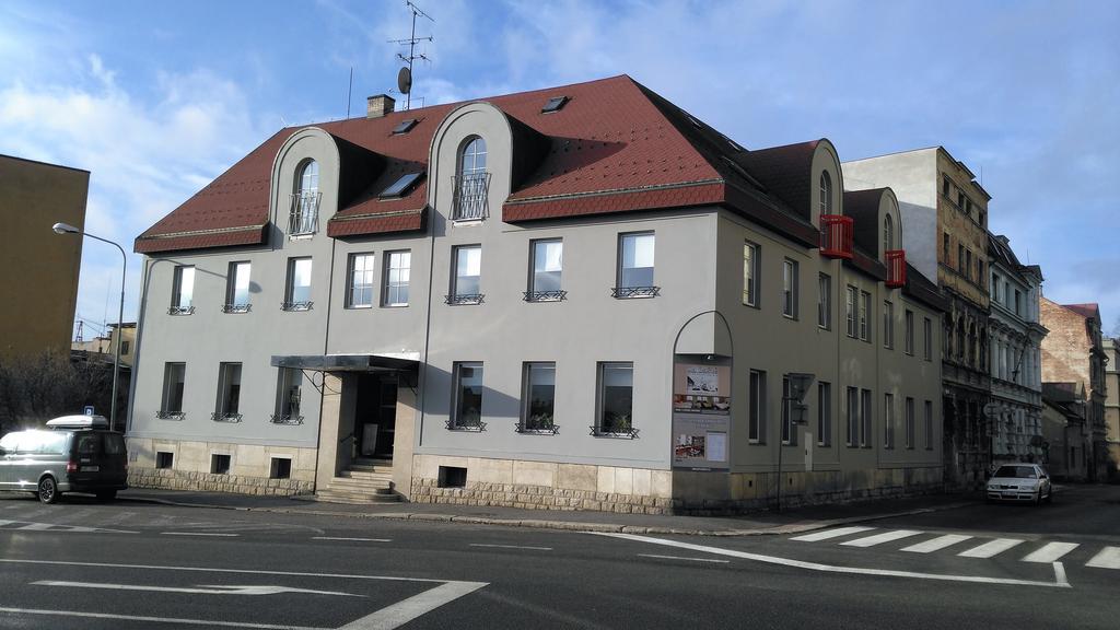 Hotel Na Baste Jablonec nad Nisou Ngoại thất bức ảnh