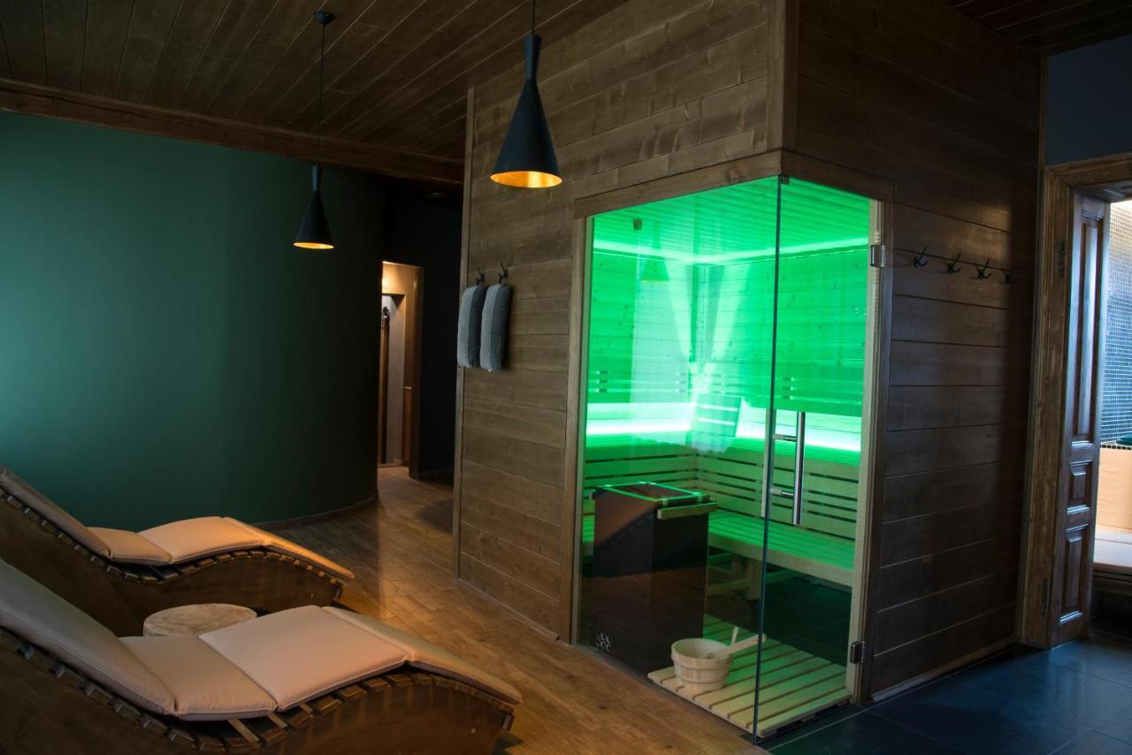 Hotel Na Baste Jablonec nad Nisou Ngoại thất bức ảnh