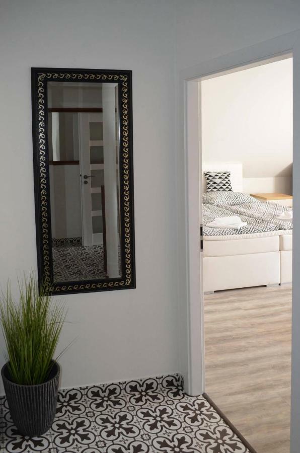 Hotel Na Baste Jablonec nad Nisou Ngoại thất bức ảnh
